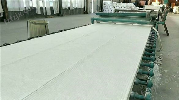 铝箔硅酸铝针刺毯生产